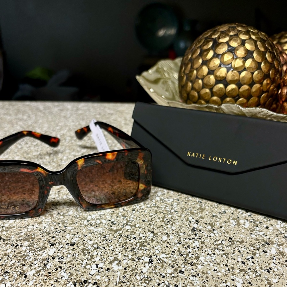 Katie Loxton Tortoiseshell Rectangle Sunglasses - Brown Lenses
